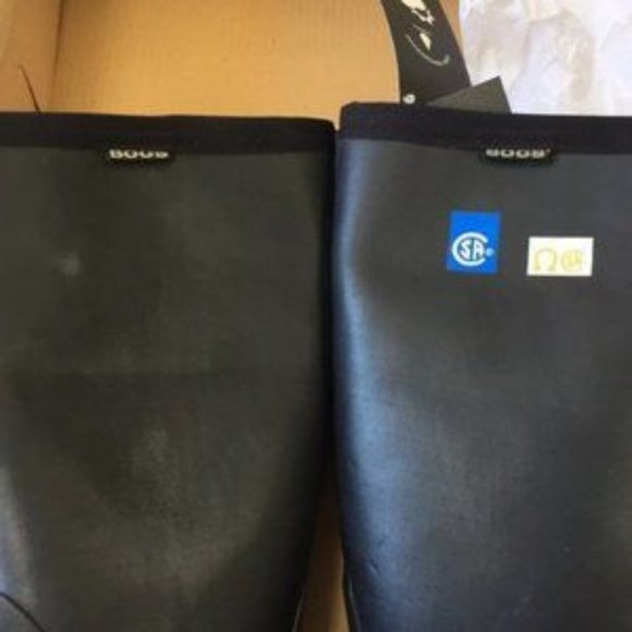 Steel-toe BOGS never worn!! - Picture 3 of 13